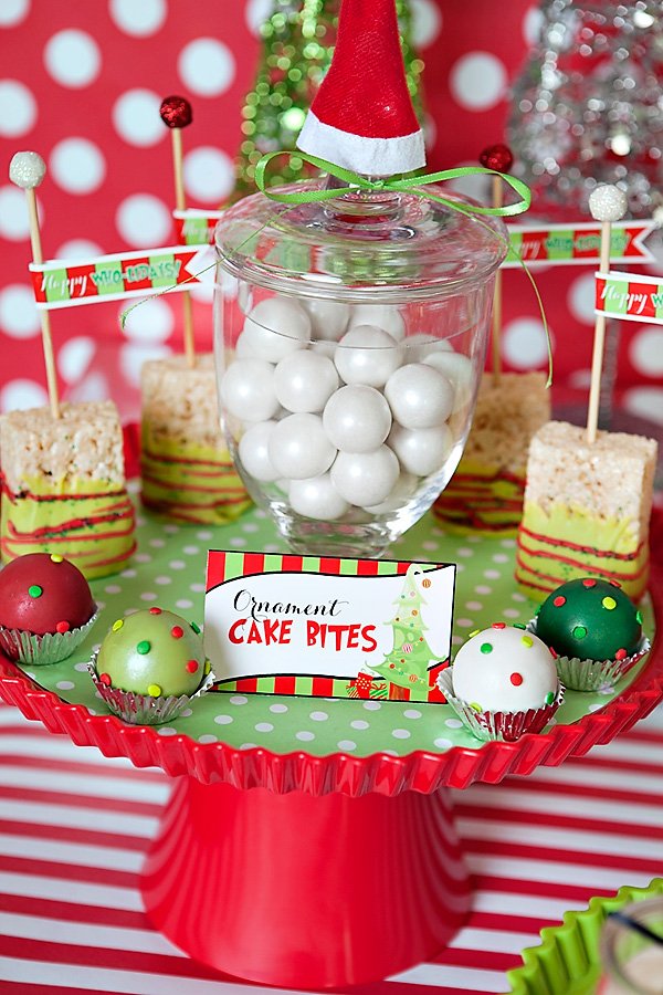 Christmas Wholiday Grinch Party // Hostess with the Mostess®