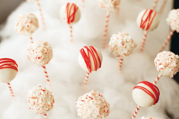 Candy Cane Cake Pops