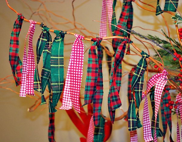 plaidchristmaspartyideas_1 plaid Christmas party ideas