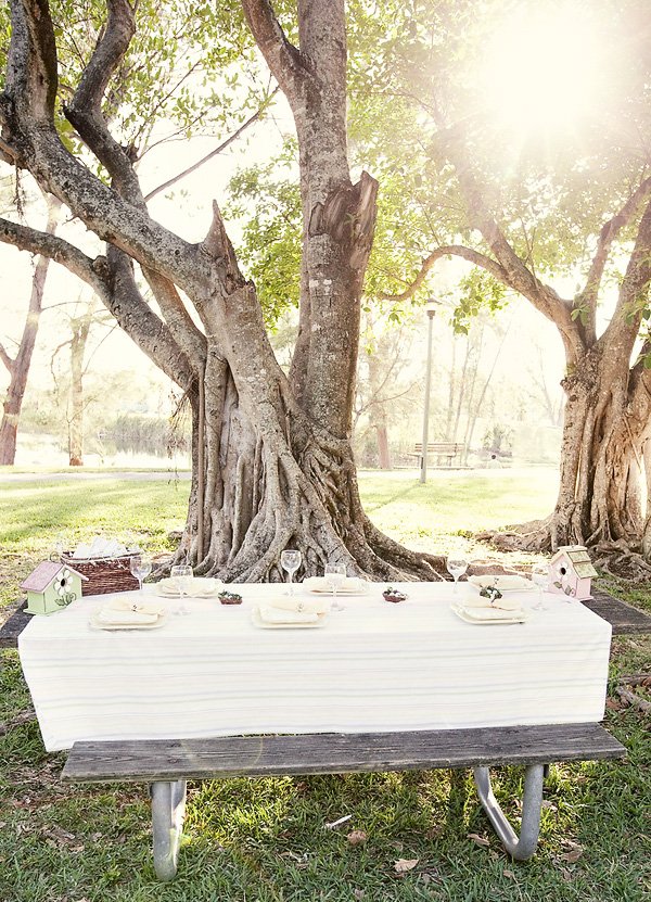 Shabby Chic Easter Picnic