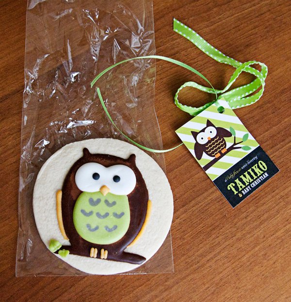 owl baby shower cookies by Sweetopia