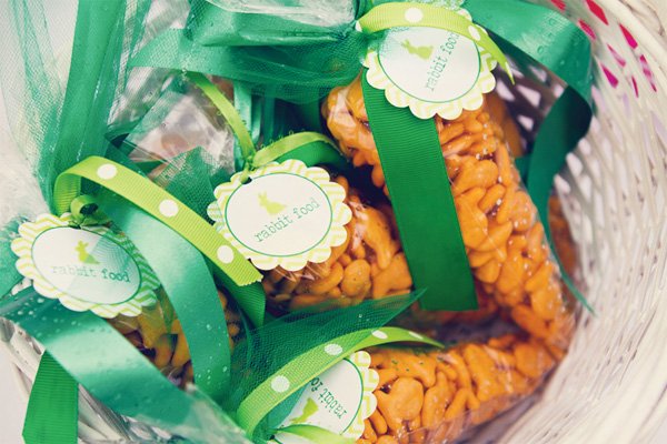 kids easter party favors - goldfish in carrot shaped bags