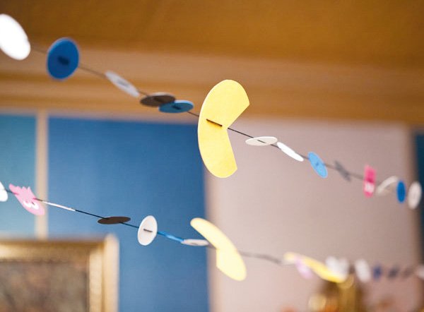 80s party ideas pacman garland 