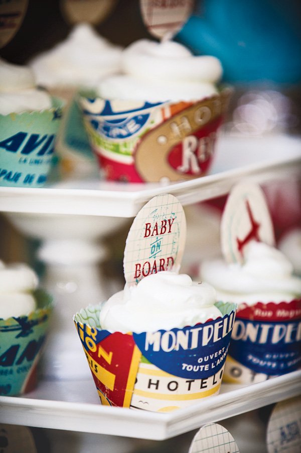 vintage travel baby shower cupcakes