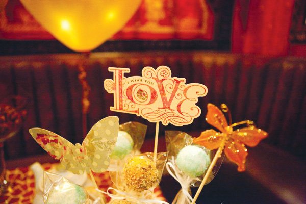 tea-baby-shower-cake-pops eclectic teacup baby shower cake pops