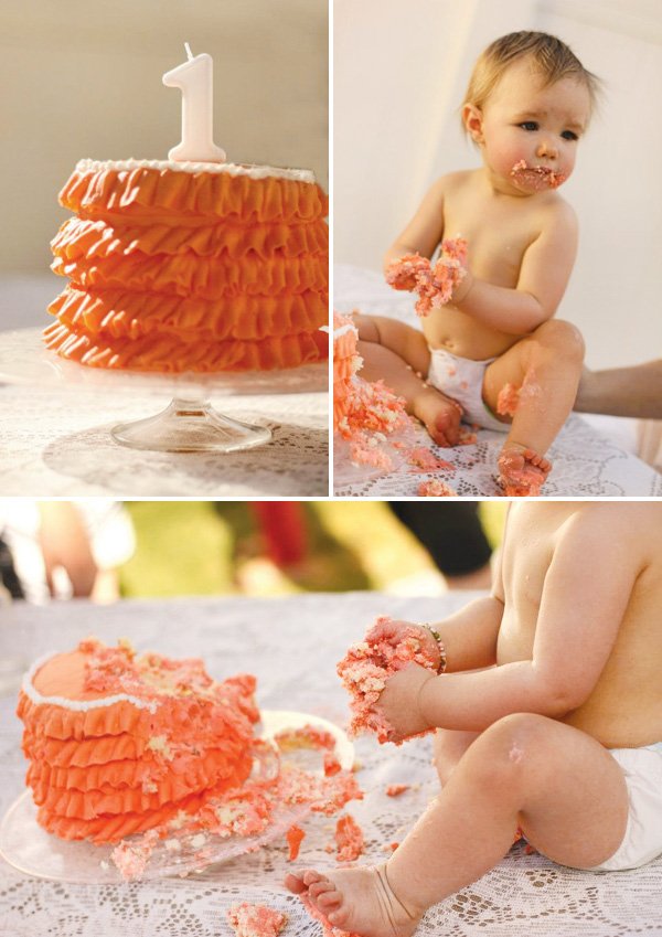 Peach ruffle smash cake