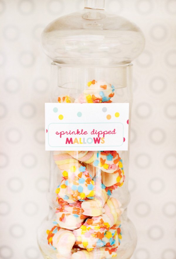 sprinkle dipped marshmallows