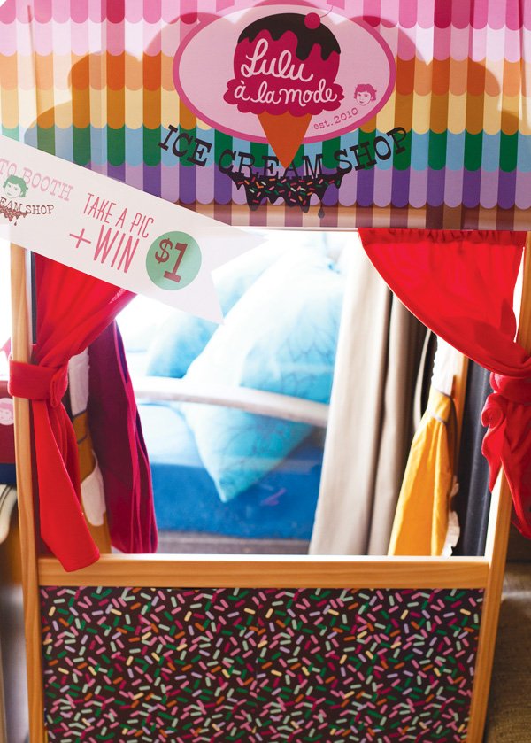 ice cream party photo booth