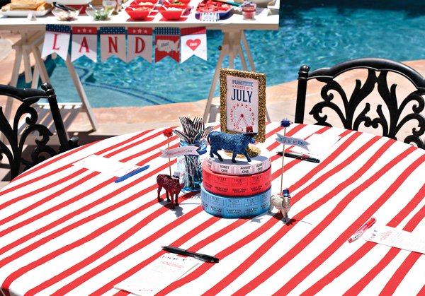 july 4th tablescape