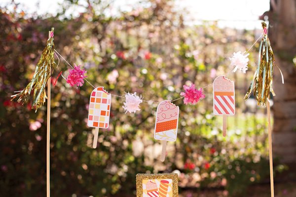 popsicle party garland