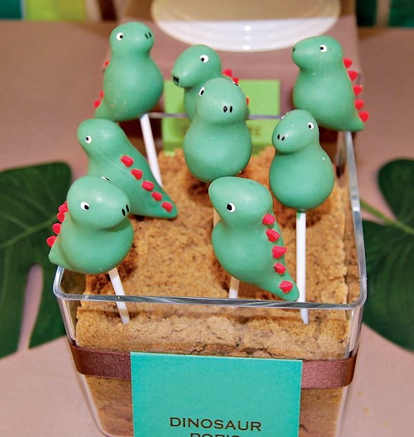 dinosaur cake pops