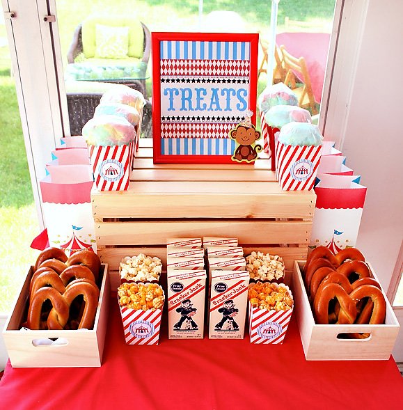 circus treats for a first birthday party