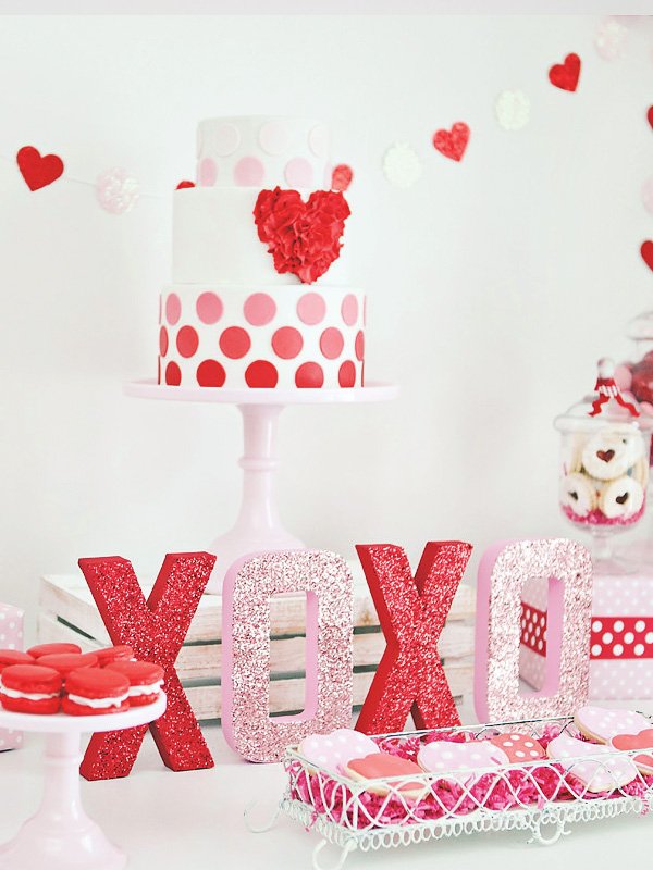 pink and red cake valentine's day
