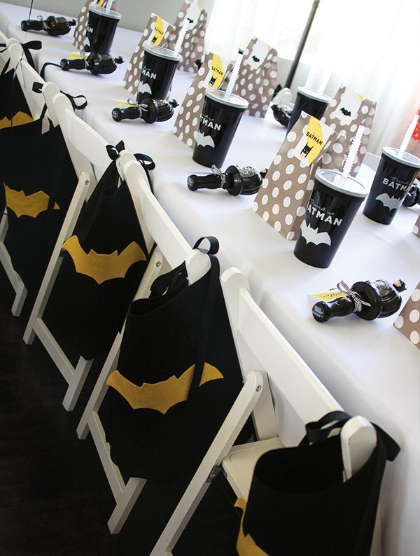 batman tablescape ideas for kids