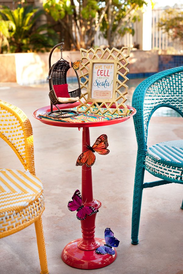outdoor party pedestal drinks table
