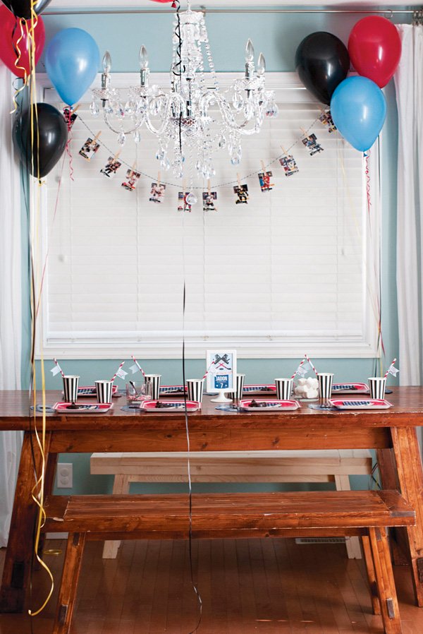 boy's sports birthday party table decorations