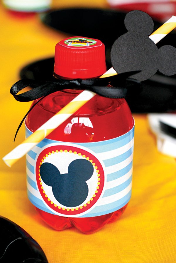 mickey mouse party drinks and water bottle labels