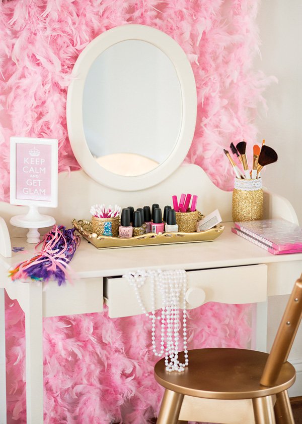girly pink battlestation
