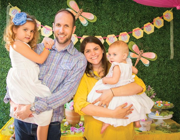 garden bee first birthday family photo