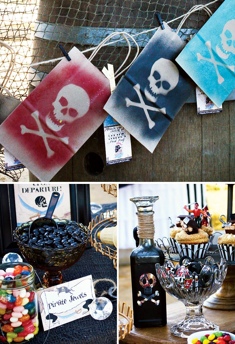 skull favor bags for a pirate party