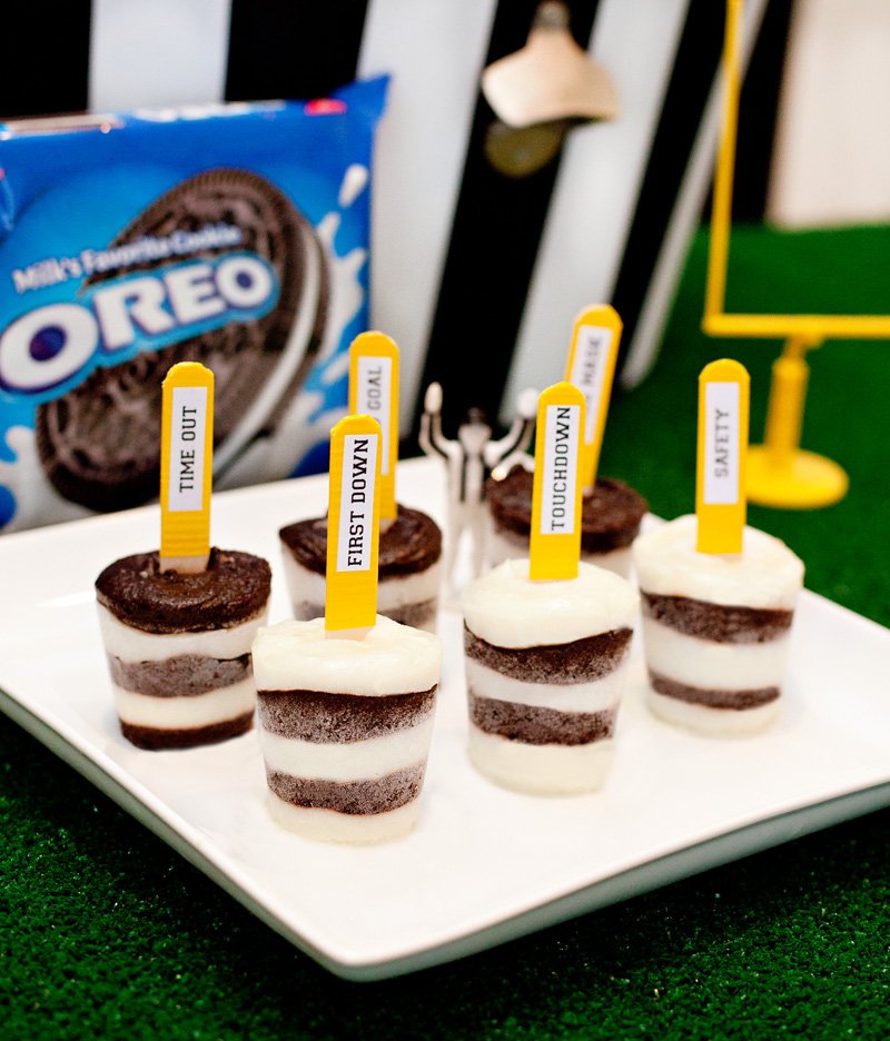 Game Day Referee Pudding Pops + Football Printables