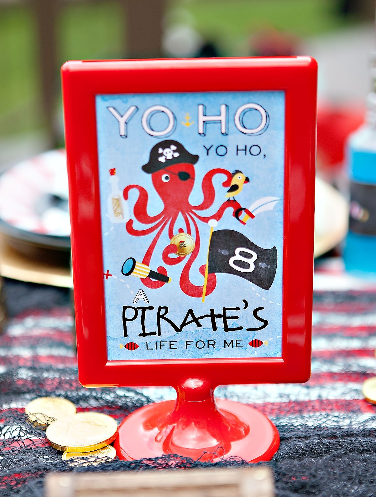 Pirate Party Kids Table
