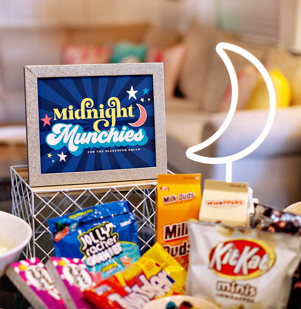 Cartel de Midnight Munchies con refrigerios para fiestas de pijamas